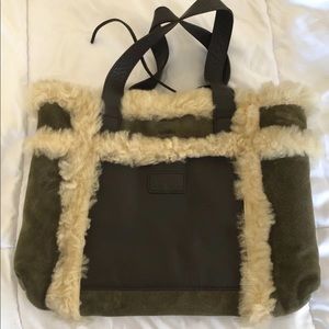 Ugg shoulder bag